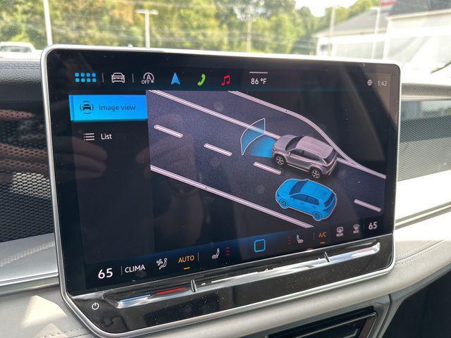 new 2025 Volkswagen Tiguan car, priced at $38,512