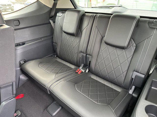 new 2025 Volkswagen Atlas car, priced at $52,409