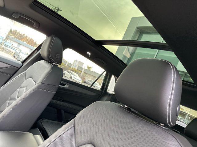 new 2026 Volkswagen Atlas Cross Sport car, priced at $46,776