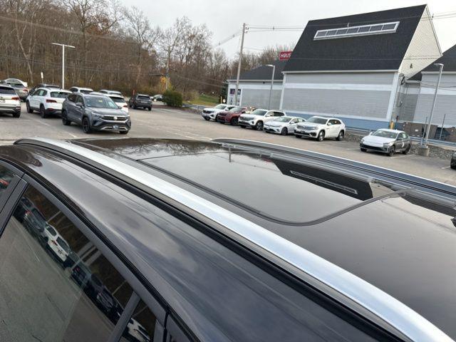 new 2026 Volkswagen Atlas Cross Sport car, priced at $46,776