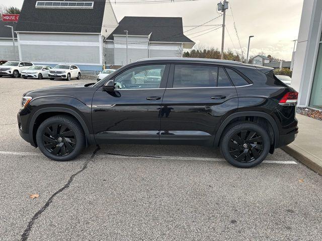 new 2026 Volkswagen Atlas Cross Sport car, priced at $46,776