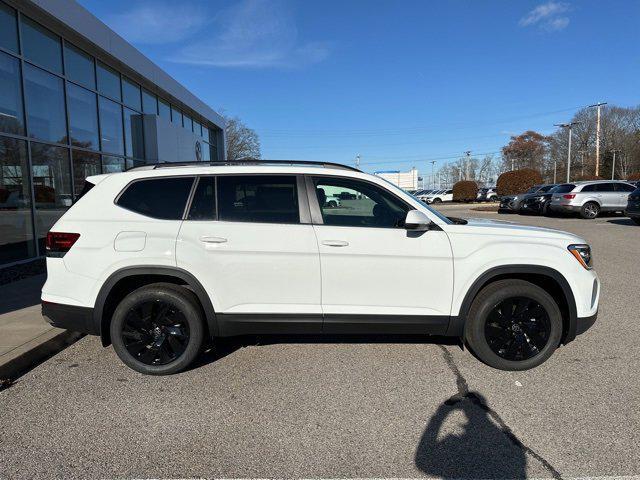 new 2025 Volkswagen Atlas car, priced at $47,725