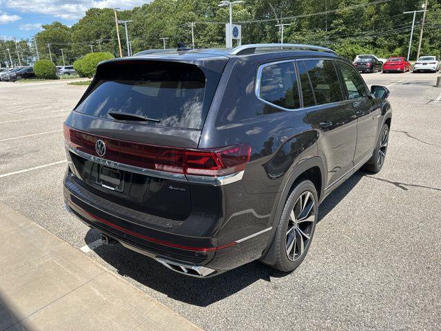 new 2025 Volkswagen Atlas car, priced at $51,334