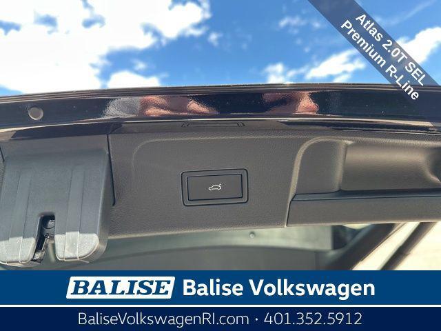 new 2025 Volkswagen Atlas car, priced at $51,834