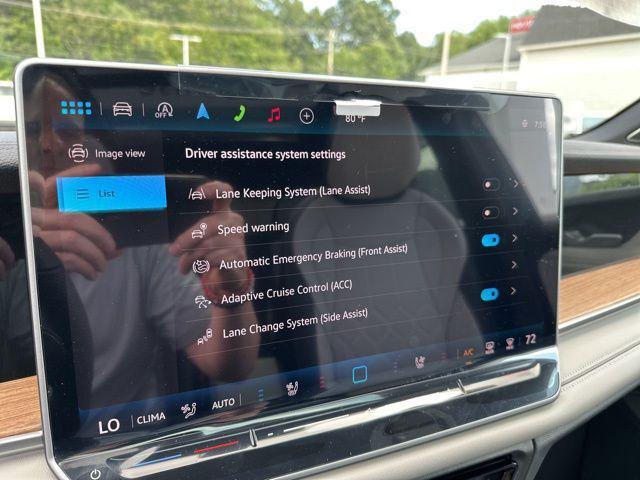 new 2025 Volkswagen Tiguan car, priced at $42,914