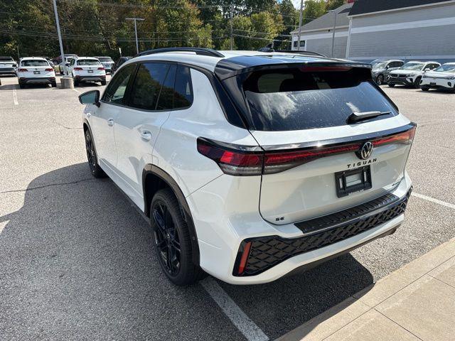new 2025 Volkswagen Tiguan car, priced at $38,127