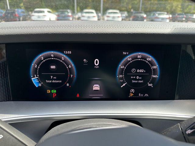 new 2025 Volkswagen Tiguan car, priced at $38,127