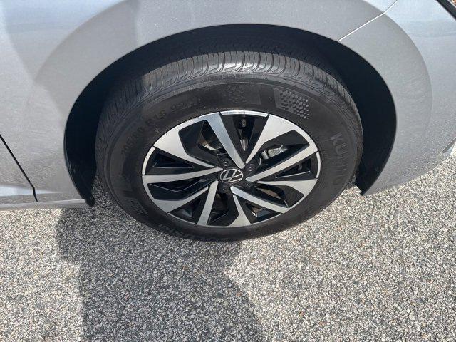 used 2024 Volkswagen Jetta car, priced at $23,900