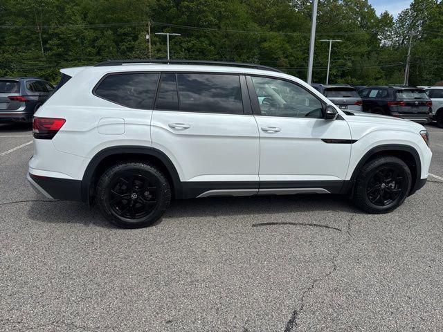 used 2024 Volkswagen Atlas car, priced at $41,500