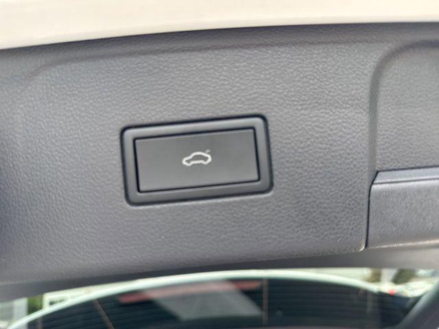 used 2024 Volkswagen Atlas car, priced at $41,500