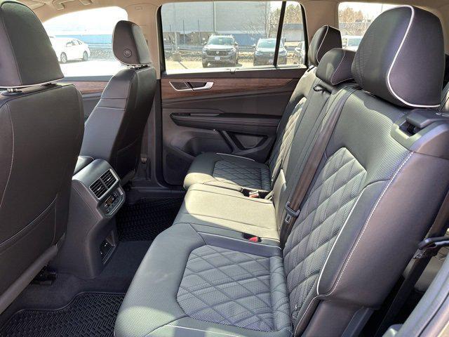 new 2025 Volkswagen Atlas car, priced at $51,409