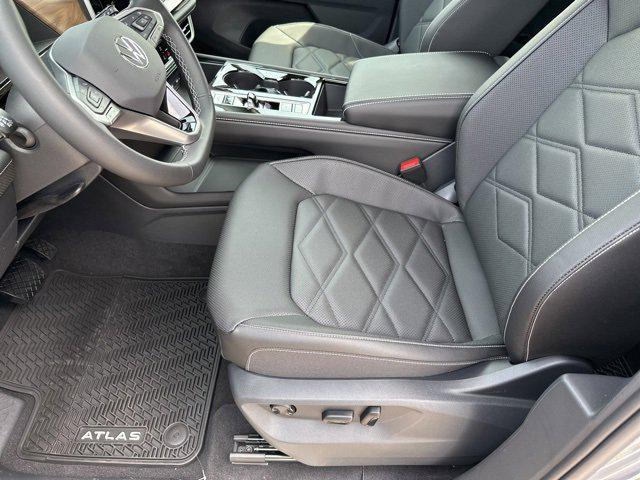 new 2025 Volkswagen Atlas car, priced at $43,930