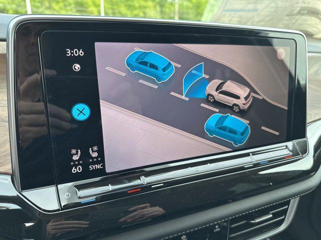 new 2025 Volkswagen Atlas car, priced at $43,930
