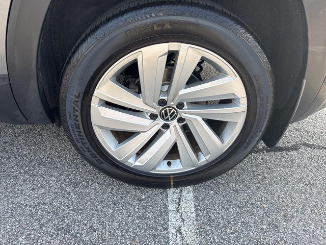used 2022 Volkswagen Atlas Cross Sport car, priced at $32,500