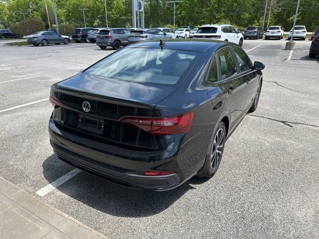 new 2024 Volkswagen Jetta car, priced at $21,911