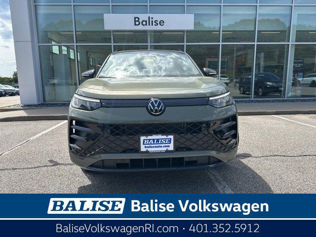 new 2025 Volkswagen Tiguan car, priced at $40,144