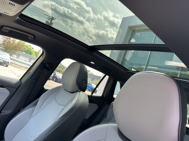 new 2025 Volkswagen Tiguan car, priced at $40,144