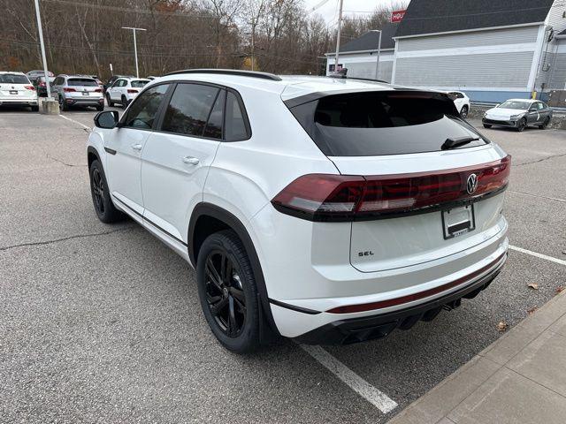 new 2026 Volkswagen Atlas Cross Sport car, priced at $51,188