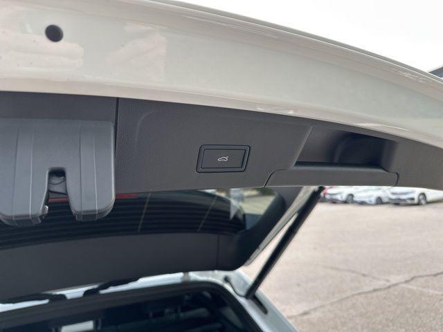 new 2026 Volkswagen Atlas Cross Sport car, priced at $51,188