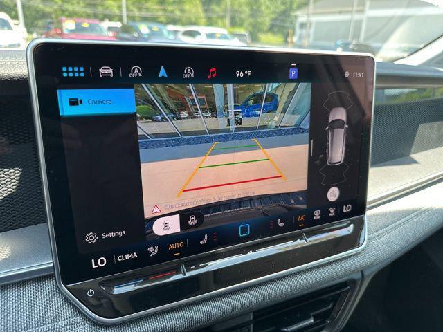 new 2025 Volkswagen Tiguan car, priced at $32,294