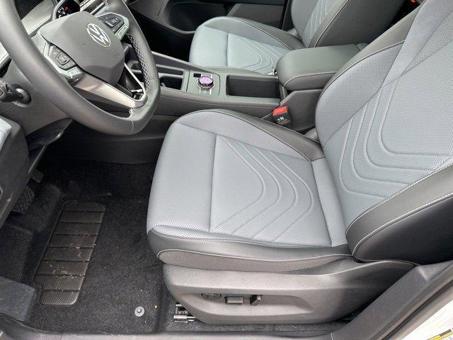 new 2025 Volkswagen Tiguan car, priced at $37,590