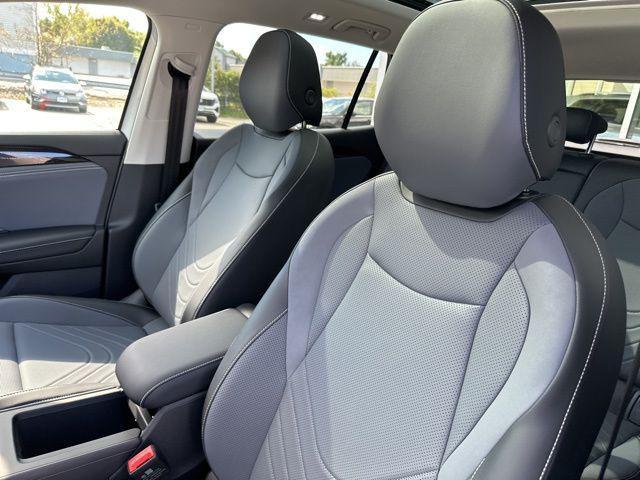 new 2025 Volkswagen Tiguan car, priced at $35,537