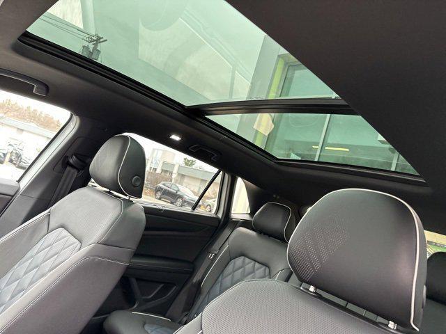 new 2025 Volkswagen Atlas Cross Sport car, priced at $52,081