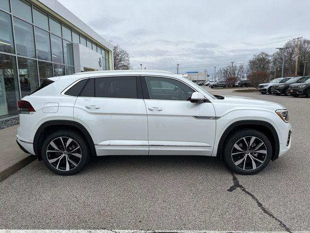 new 2025 Volkswagen Atlas Cross Sport car, priced at $53,581
