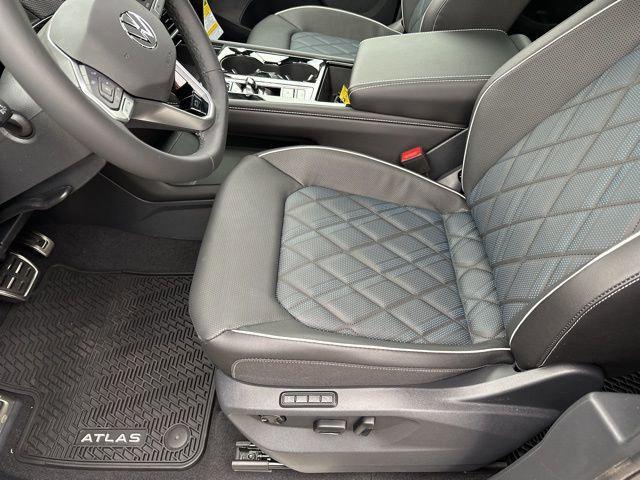 new 2025 Volkswagen Atlas Cross Sport car, priced at $53,581