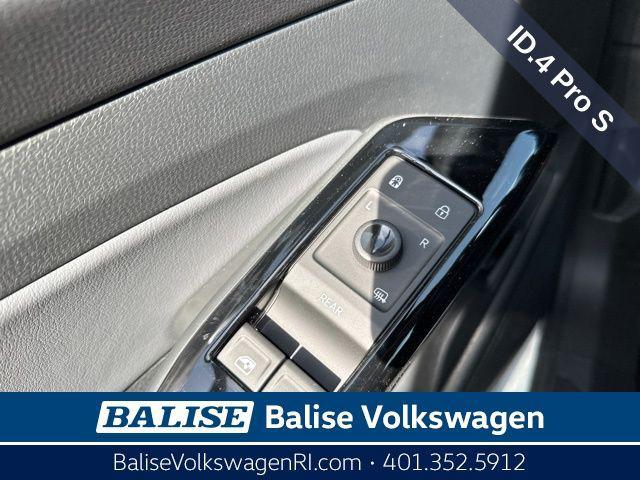 new 2025 Volkswagen ID.4 car, priced at $45,926