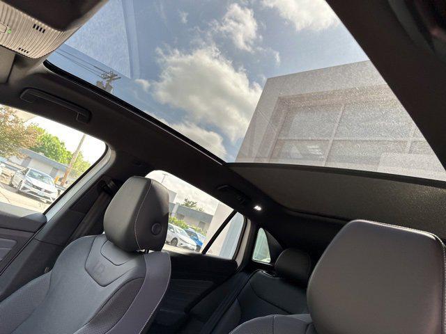 new 2025 Volkswagen ID.4 car, priced at $47,926