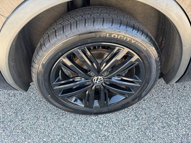 used 2022 Volkswagen Tiguan car, priced at $23,000