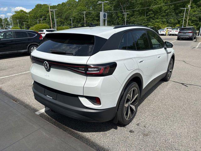 new 2025 Volkswagen ID.4 car, priced at $52,231