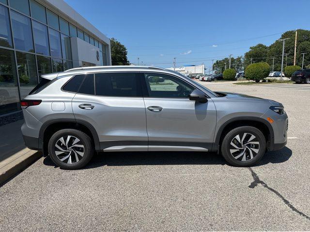 new 2025 Volkswagen Tiguan car, priced at $31,044