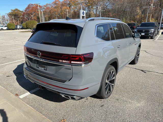 new 2025 Volkswagen Atlas car, priced at $55,594