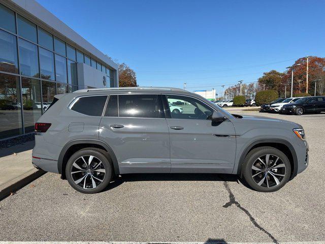 new 2025 Volkswagen Atlas car, priced at $55,594