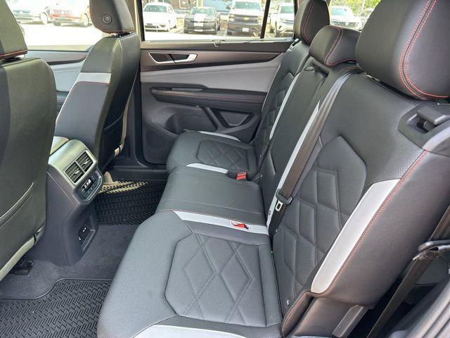 new 2025 Volkswagen Atlas car, priced at $46,314