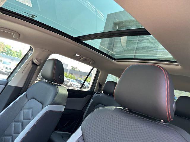 new 2025 Volkswagen Atlas car, priced at $46,314