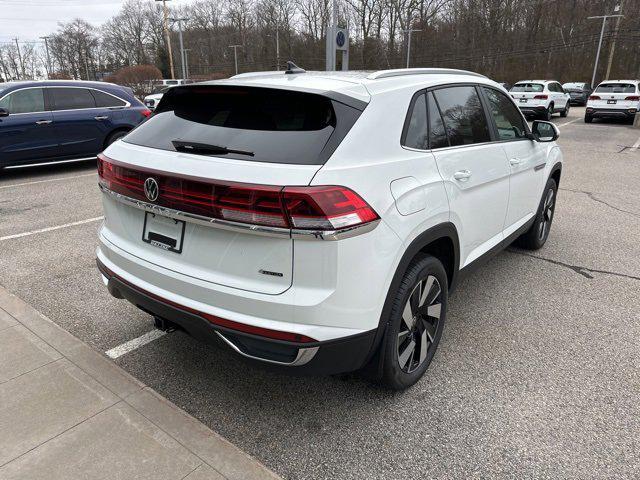new 2025 Volkswagen Atlas Cross Sport car, priced at $43,656