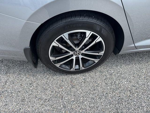 used 2024 Volkswagen Jetta car, priced at $22,000