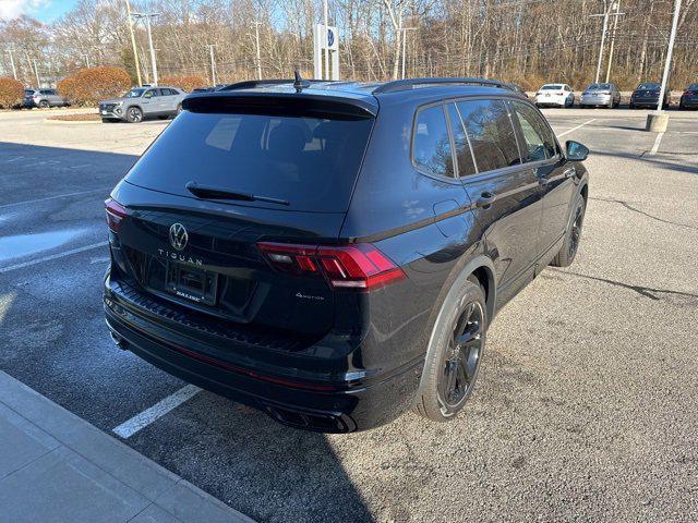 new 2024 Volkswagen Tiguan car, priced at $37,209