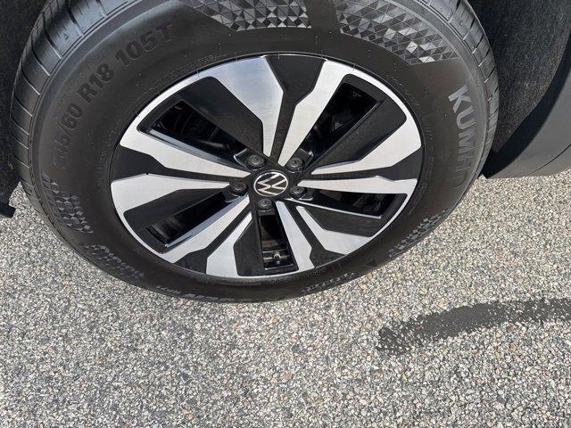 used 2024 Volkswagen Atlas car, priced at $35,500