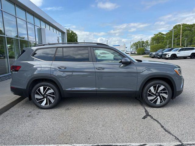 new 2025 Volkswagen Atlas car, priced at $43,435