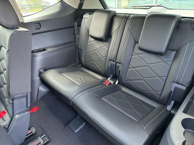 new 2025 Volkswagen Atlas car, priced at $44,435