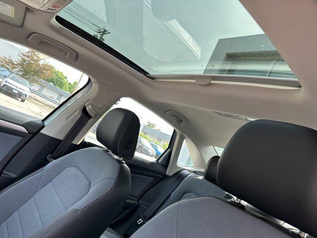 new 2025 Volkswagen Jetta car, priced at $27,298