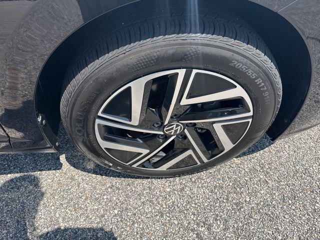 used 2024 Volkswagen Jetta car, priced at $26,000