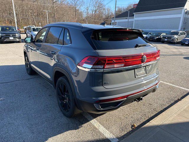 new 2025 Volkswagen Atlas Cross Sport car, priced at $46,241