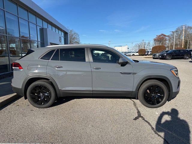 new 2025 Volkswagen Atlas Cross Sport car, priced at $46,241