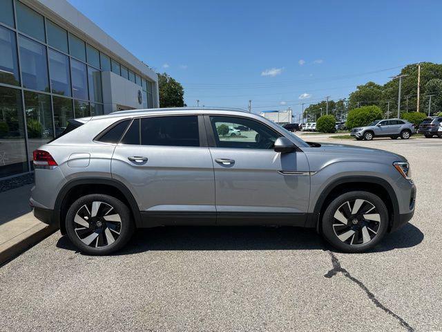 new 2025 Volkswagen Atlas Cross Sport car, priced at $43,956