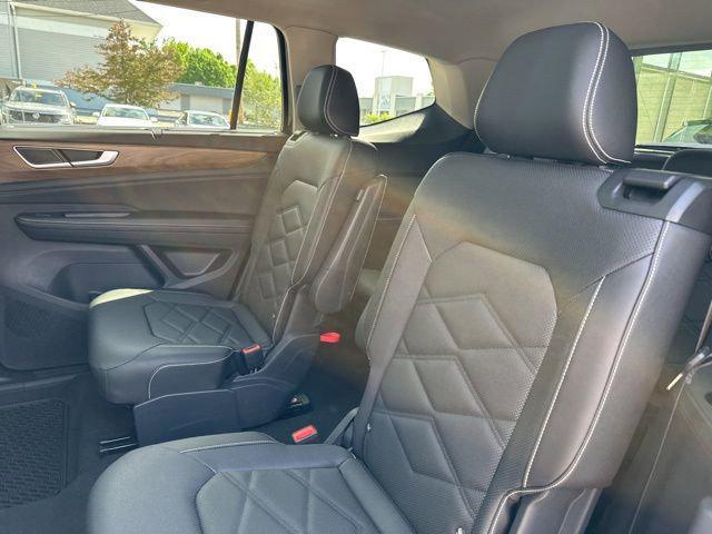 new 2025 Volkswagen Atlas car, priced at $45,130